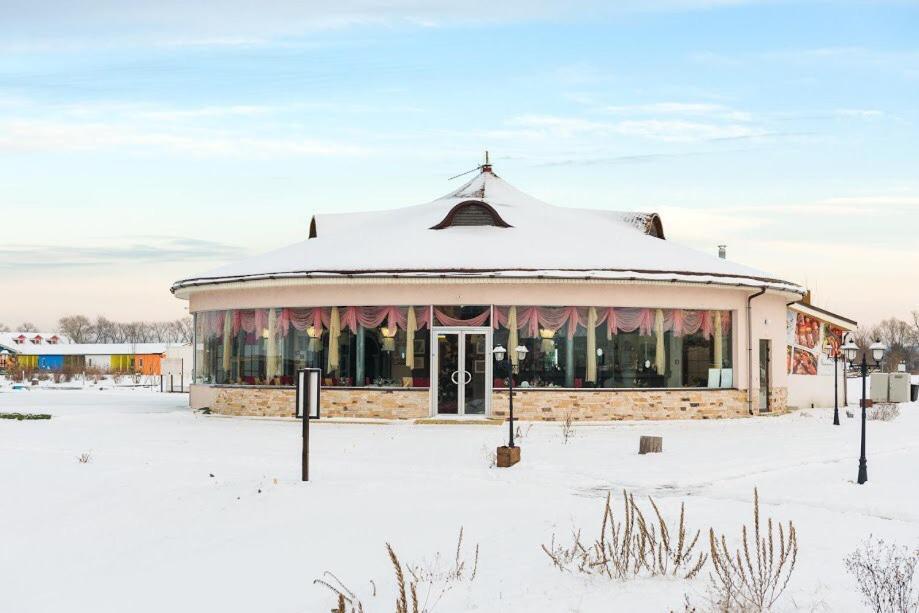 Villa Aventurier Club Rozhny Esterno foto